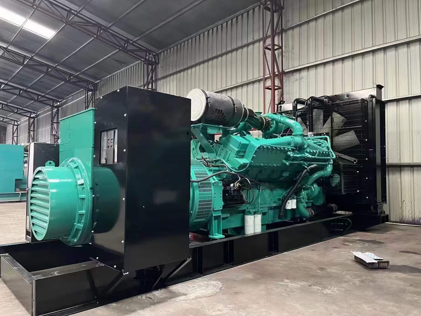 彰武如何降低 800kW 柴油发电机输出电流的波动？